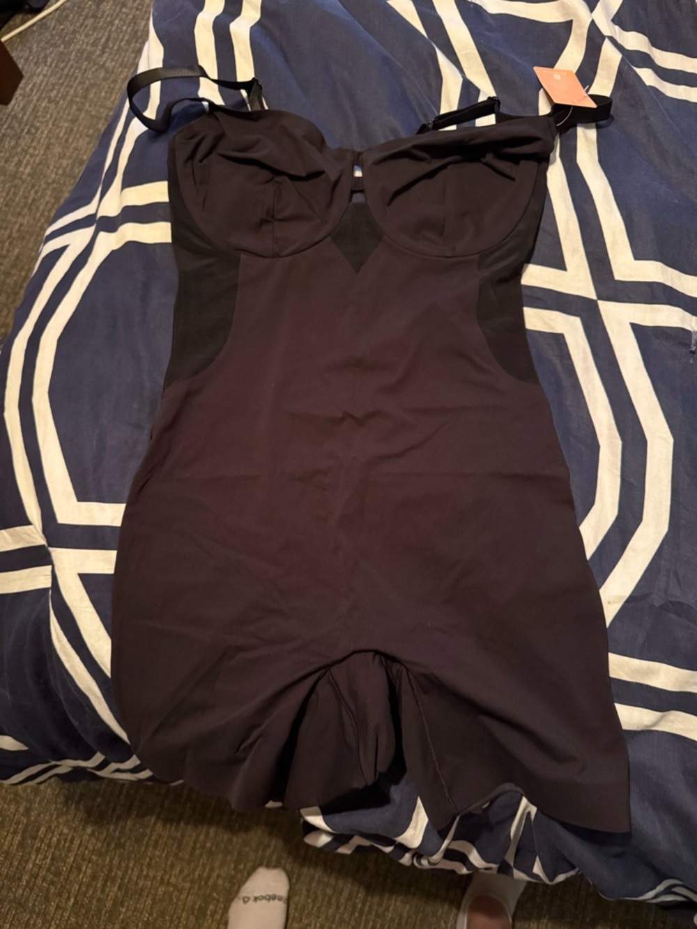 Shorts seamless bodysuit with wire breast support